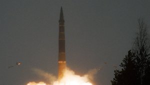 С космодрома "Плесецк" успешно прошел испытательный пуск ракеты "Тополь"