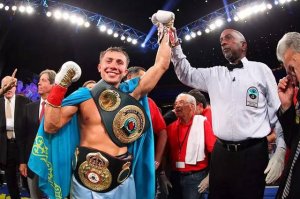 Геннадий Головкин защитил три титула чемпиона мира по боксу (Казахстанский спортсмен нокаутировал Келла Брука в пятом раунде)