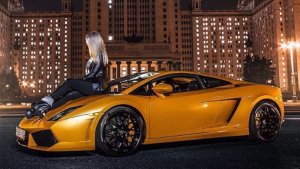 Lamborghini-666 озадачил полицию (Полиция начала проверку после стритрейсинга на Lamborghini по Кутузовскому проспекту)