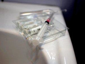 В России проходит массовое изъятие некачественной партии "детских" вакцин от коклюша и дифтерии