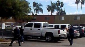 Полиция Сан-Диего приняла за оружие сигарету в руках афроамериканца