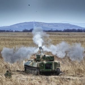 Военные на Украине опять обстреляли Луганск, есть жертвы