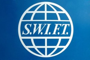 США опять могут угрожать России отключением от SWIFT