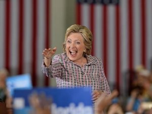 Wikileaks: Клинтон снабжала ИГИЛ оружием