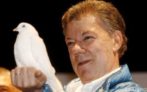 Нобелевская премия мира за 2016 год присуждена президенту Колумбии Хуану Мануэлю Сантосу за усилия, направленные на завершение продолжавшейся более 50 лет гражданской войны