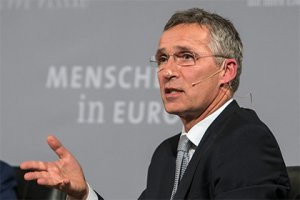 [Нетоварищ] Генеральный секретарь НАТО Йенс Столтенберг считает, что альянс не может изолировать Россию и не должен пытаться этого делать