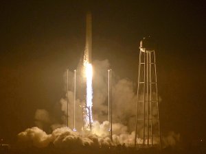 Грузовой корабль Cygnus успешно запущен к МКС ракетой Antares с российскими двигателями