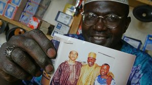 Брат Барака Обамы поддержит Дональда Трампа на предвыборных дебатах