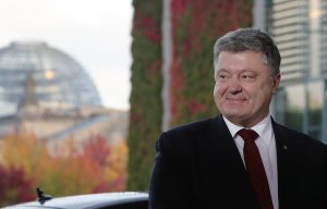 Порошенко заявил о договоренности ввести в Донбасс вооруженную полицейскую миссию