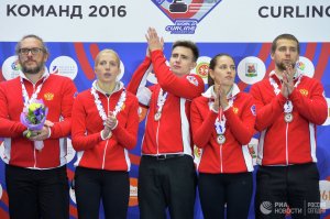 Сборная России выиграла  чемпионат мира по керлингу в миксте