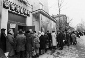 Очереди за хлебом в Финляндии стали постоянным явлением