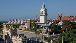 Мощный взрыв прогремел в Анталье рядом с торгово-промышленной палатой