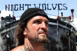 «Дьявол всегда соблазняет свободой!». Лидер «Ночных волков» ответил Райкину и пообещал «защитить нас от американской демократии»