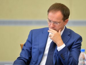 Учёные назвали позицию Мединского в его диссертации омерзительной и антинаучной