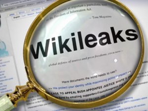 WikiLeaks опубликовал очередную часть переписки главы штаба Клинтон