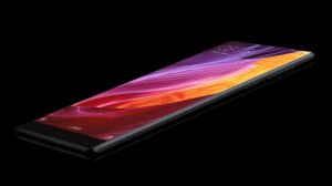 Житель Китая разбил Xiaomi с безрамочным дисплеем ещё до его поступления в продажу