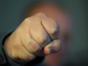 Британское масс-медиа нагло лжет. В рижском McDonald's британский солдат сломал нос латышу, а пресса увидела в драке "провокацию Кремля"