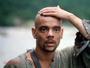 [«Свой среди чужих, чужой среди своих»] Сколько Райкин, которому «не хватает» денег на аренду сцены «Сатирикона», зарабатывает на своих бутик-отеле, офисном центре, ресторане и конференц-зале