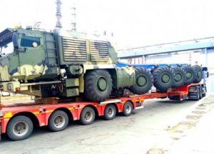 Неизвестный военный тягач: новая база для систем ПВО?