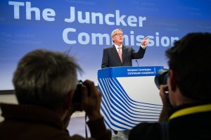 Юнкер заявил о неизбежности создания европейской армии