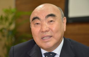 Аскар Акаев: гласность и кадровые ошибки Горбачева имели для СССР разрушительные последствия