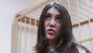 Участнице "гонок" на Gelandewagen Багдасарян назначили еще 14 суток ареста