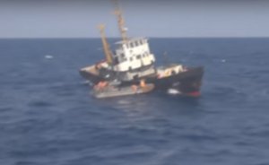 Минобороны России: Видео. Оказание помощи в Средиземном море украинскому судну российским БПК «Вице-адмирал Кулаков»