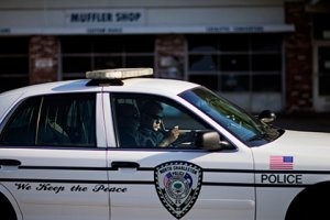 Белый мужчина в США счел чернокожего подростка мусором и застрелил