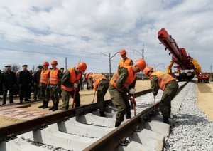 Железная дорога в обход Украины начнет функционировать на год раньше запланированного срока