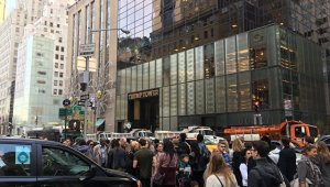 [ #трамппрезидент ] Башня Трампа превратилась в «мусорную башню» на картах Google