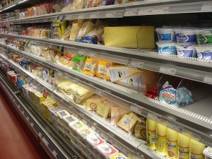 В Дании набирает популярность супермаркет, продающий просроченные продукты