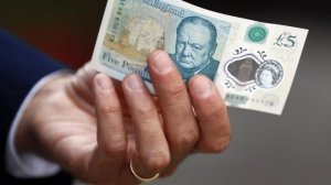 Веганы Британии пожаловались на жиры в новой пятифунтовой купюре