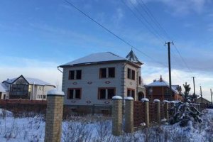 Силовики перестреляли друг друга в ходе спецоперации под Киевом