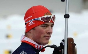 Россияне взяли золото и серебро в мужской гонке преследования на Кубке мира по биатлону