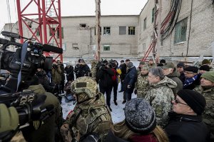 Мощности украинских вышек на границе с Крымом и ЛДНР не хватает, чтобы перебить русское вещание