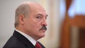 Минск опять потянуло на Запад