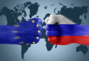 Лавров заявил о наличии в ЕС инструкций, как высказываться о России