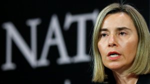 Wall Street Journal: ЕС подумывает бросить русских на «войну» с Трампом