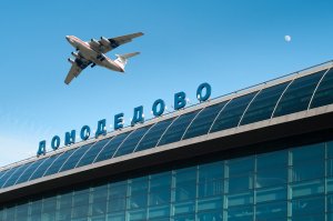 После вылета из "Домодедово" пилот немецкого самолета потерял сознание