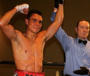 Сын Константина Цзю с победы дебютировал на профессиональном ринге