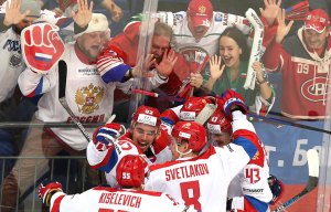 Российские хоккеисты заняли второе место на Кубке Первого канала (В заключительном матче турнира россияне победили сборную Финляндии со счетом 4:3)