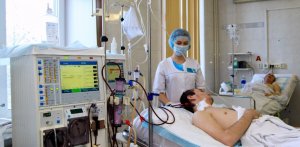 В Иркутске люди умирают не только от метилового спирта, но и от другого вещества: неизвестного пока яда. Регион находится на чрезвычайном положении