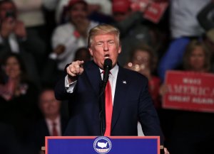 «Пусть будет гонка вооружений. Мы превзойдем их во всем и переживем их всех» - Дональд Трамп