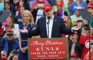 В штабе Трампа пообещали отменить до 70% указов Обамы