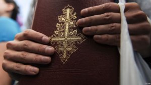 В Московской патриархии выступили с критикой постановления мирового судьи Владивостока о конфискации и уничтожении 36 экземпляров Библии: это оскорбляет религиозные чувства верующих граждан