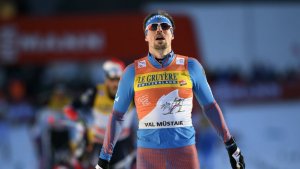 Сергей Устюгов выиграл второе золото за два дня на лыжном "Тур де Ски"