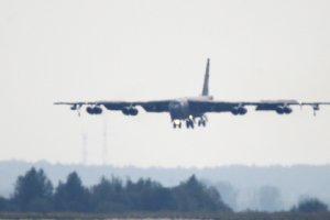 США за 2016 год сбросили 26 171 бомбу: 12 192 - в Сирии, 12 095 - в Ираке, 1337 — в Афганистане, 496 — в Ливии, 34 — в Йемене, 12 — в Сомали, 3 — в Пакистане