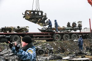 Полиция Нидерландов конфисковала материалы независимого расследования крушения MH17