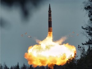 Запущенная с Плесецка ракета «Тополь-М» поразила цель на Камчатке
