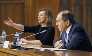 Лавров сообщил о переодетых женщинами дипломатах США на митингах в России